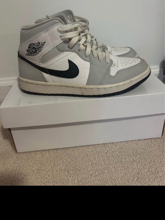 Nike Shoes - Air Jordan 1 Mid Grey Fog/Black White Size 7
No stains just need to be cleaned